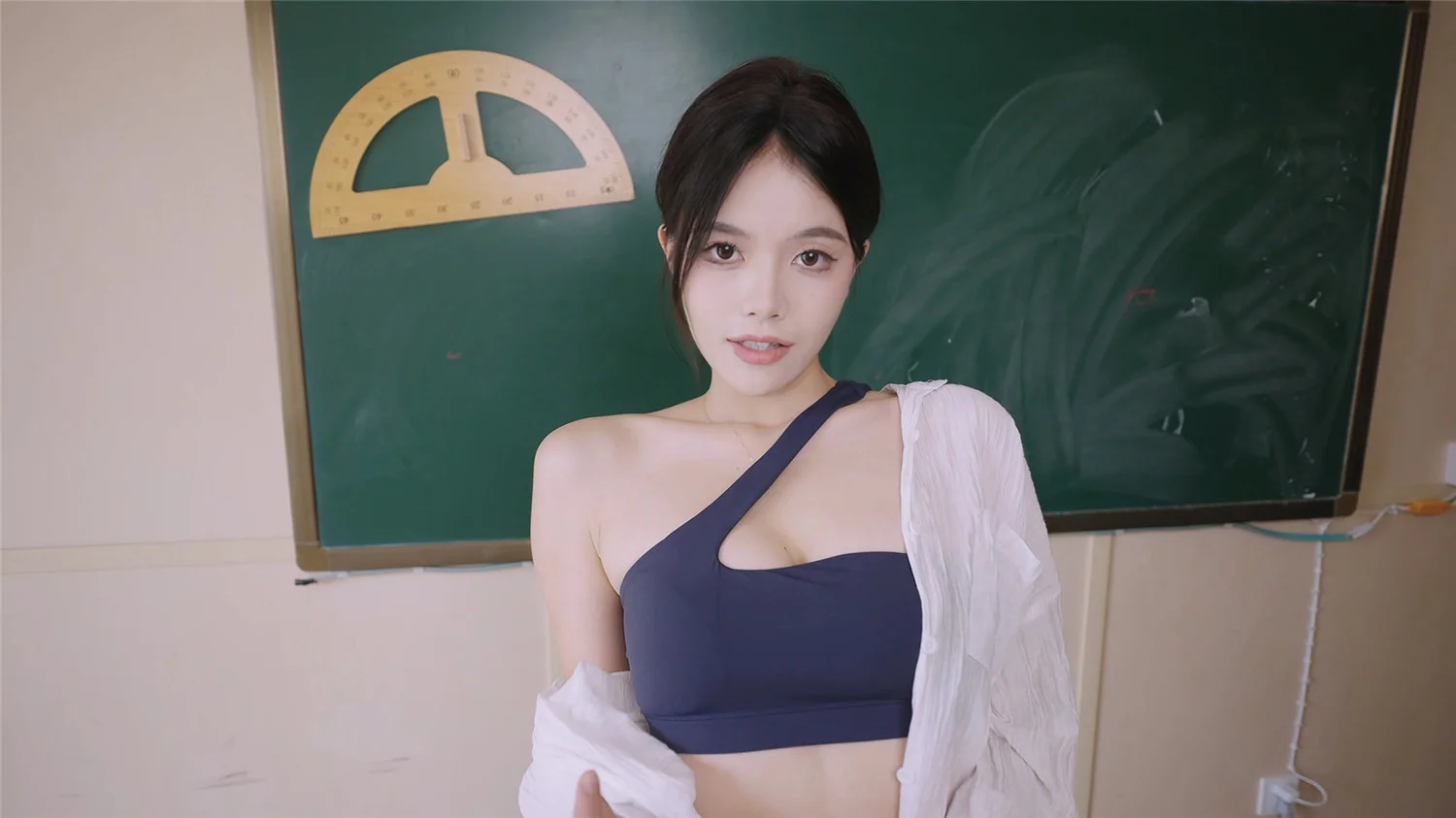 图片[5]-请做coser的主人2/Fell in love with coser 2  免安装中文版-梨子乐游戏